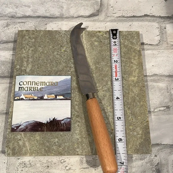 Connemara Marble cheeseboard with knife Irish green marble quality craftsmanship - Picture 2 of 9